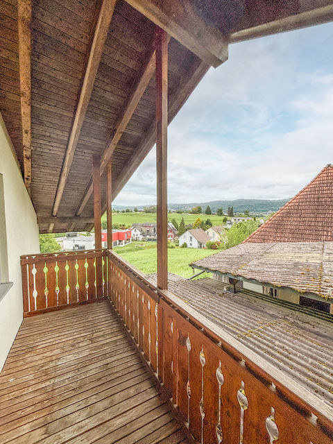 Balkon mit Bergblick