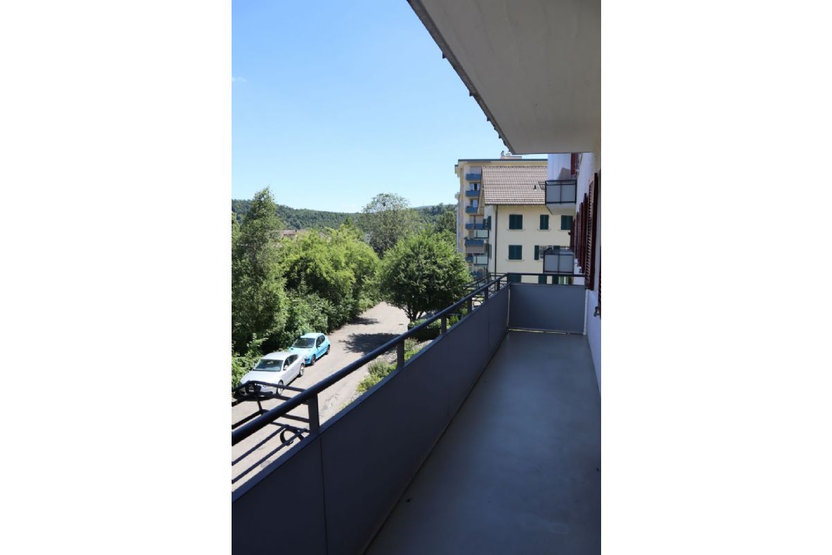 Balkon mit Ausblick ins Grüne