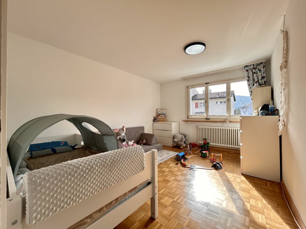 Kinderzimmer mit Tageslicht