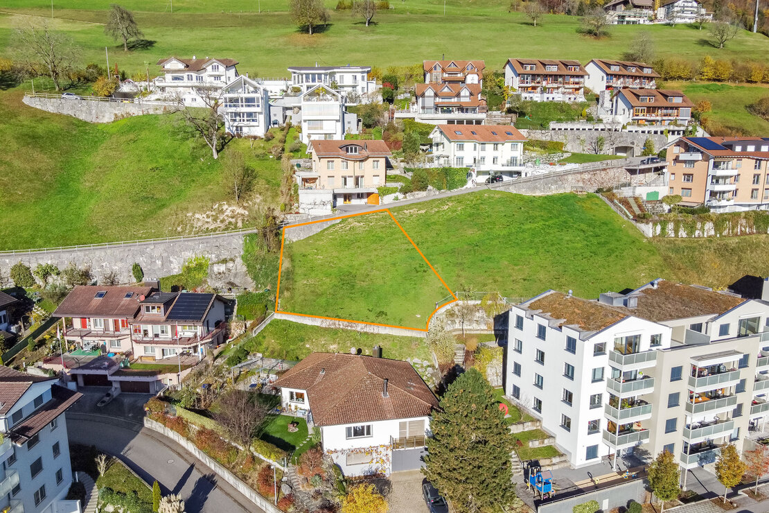 Luftaufnahme eines markierten Grundstücks