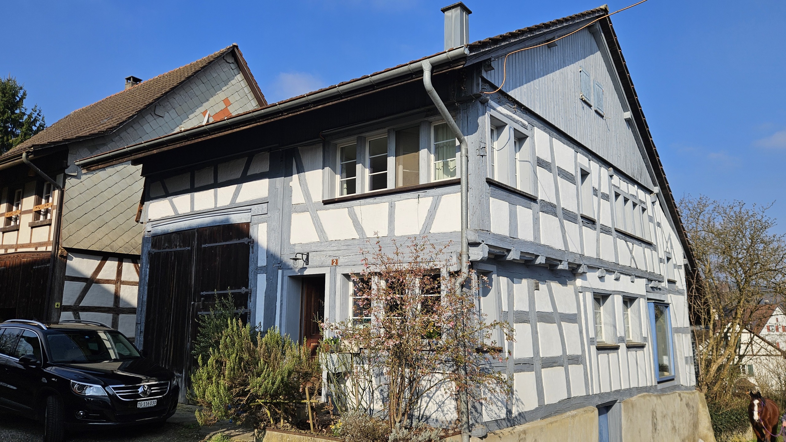 Historisches Fachwerkhaus mit Anbau