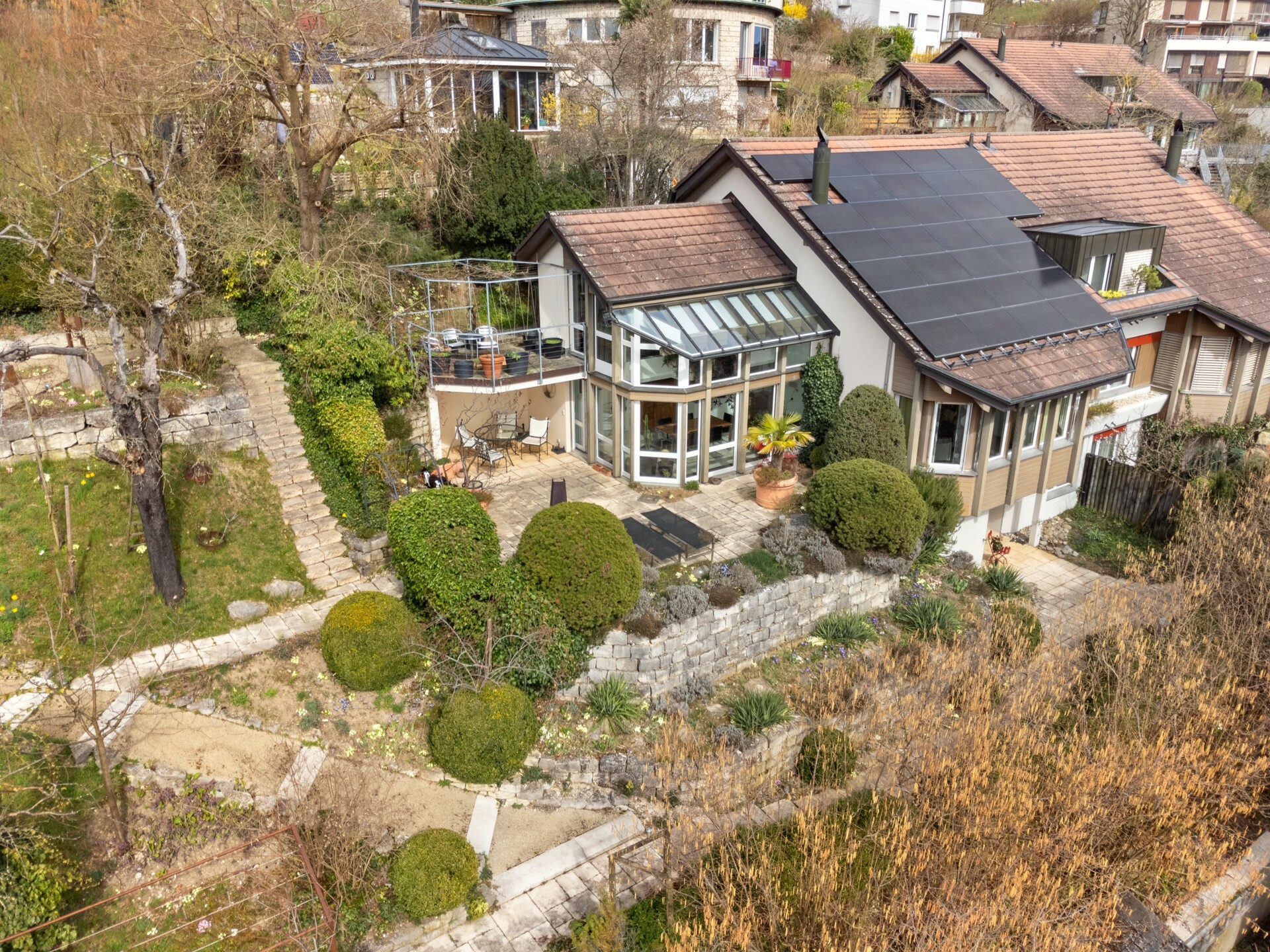 Großzügiges Einfamilienhaus mit Garten und Solardach