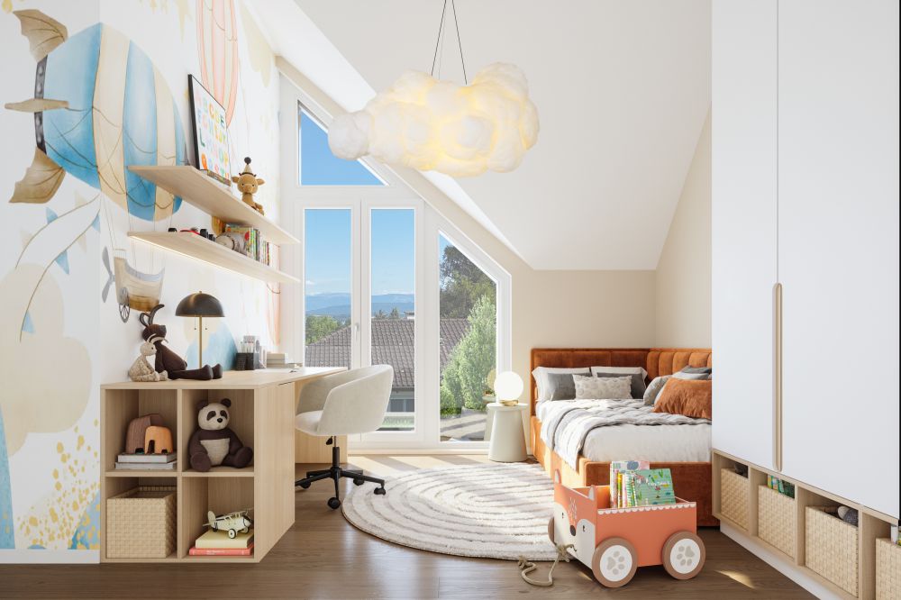 Helles Kinderzimmer mit Dachschräge und großem Fenster