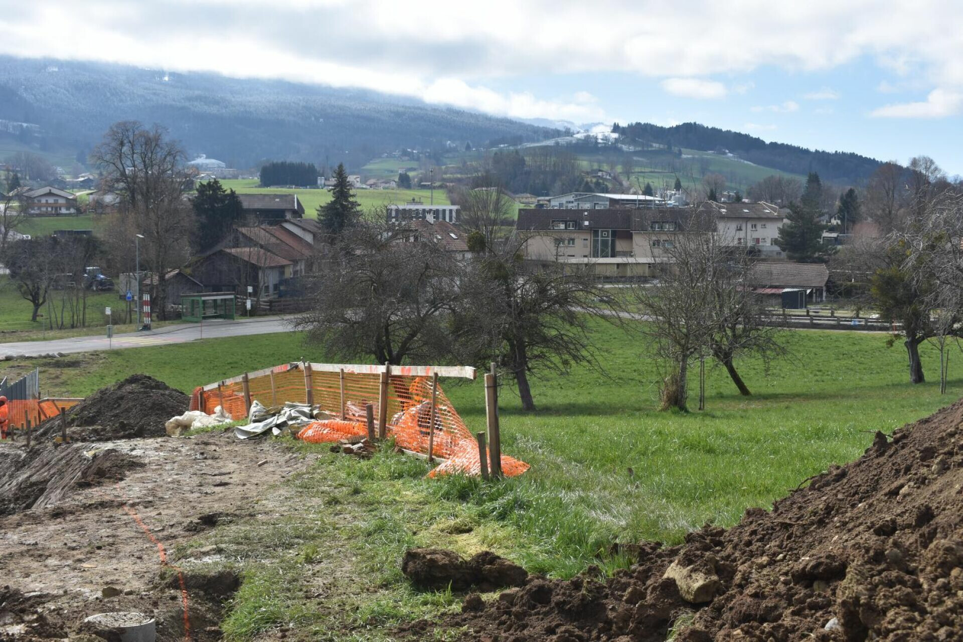 Baugrundstück mit Bergblick