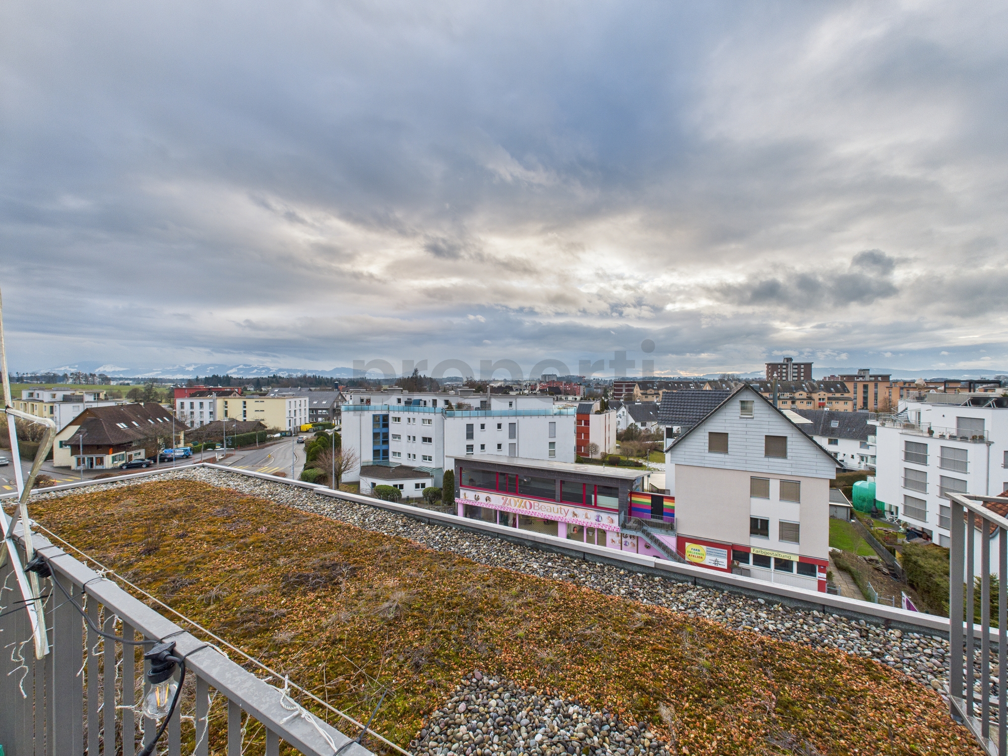 Stadtblick von einer Dachterrasse