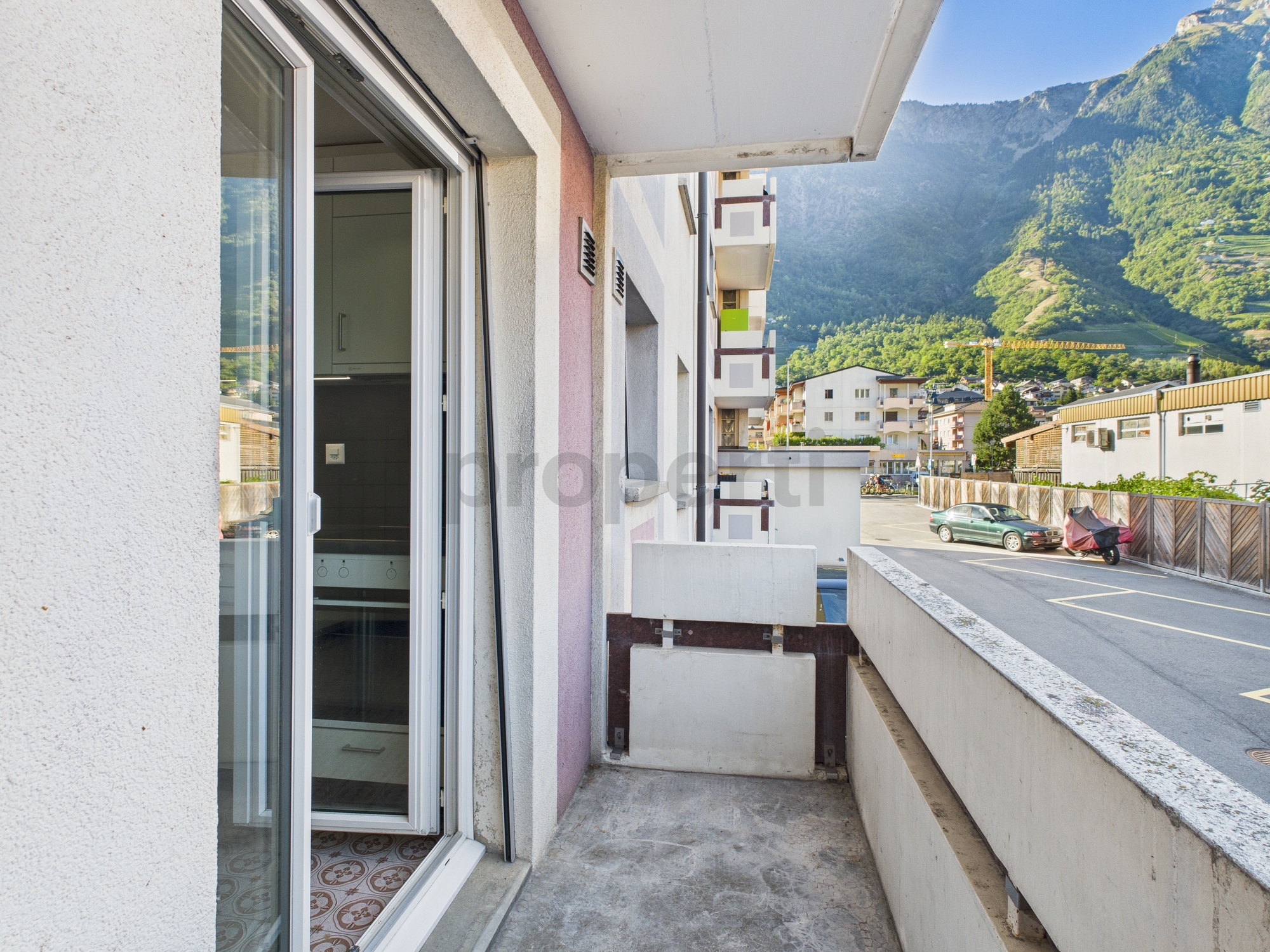 Balkon mit Bergblick