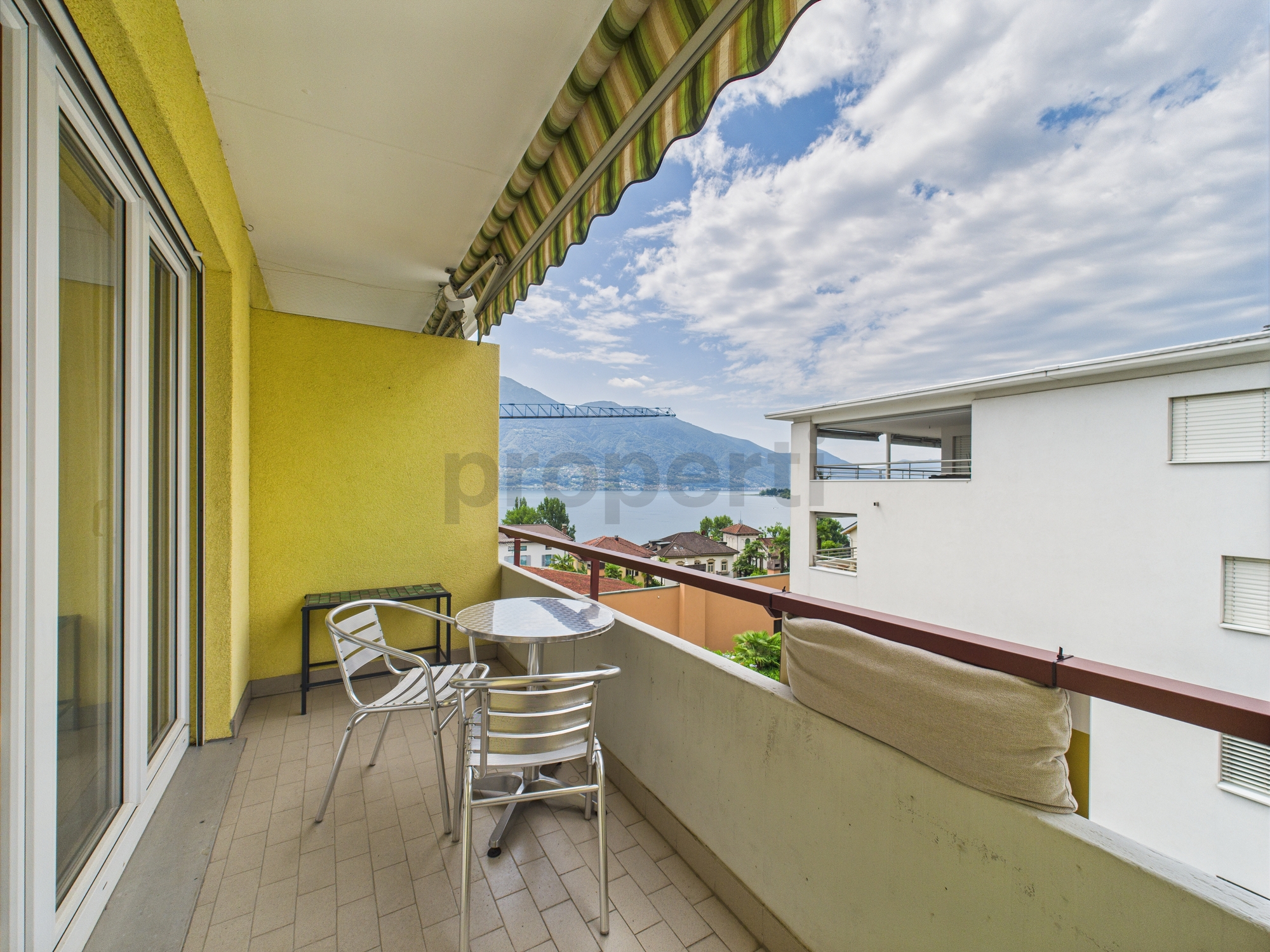 Balkon mit Seeblick
