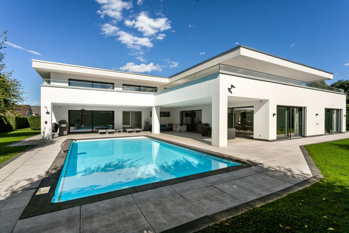 Moderne Villa mit Pool