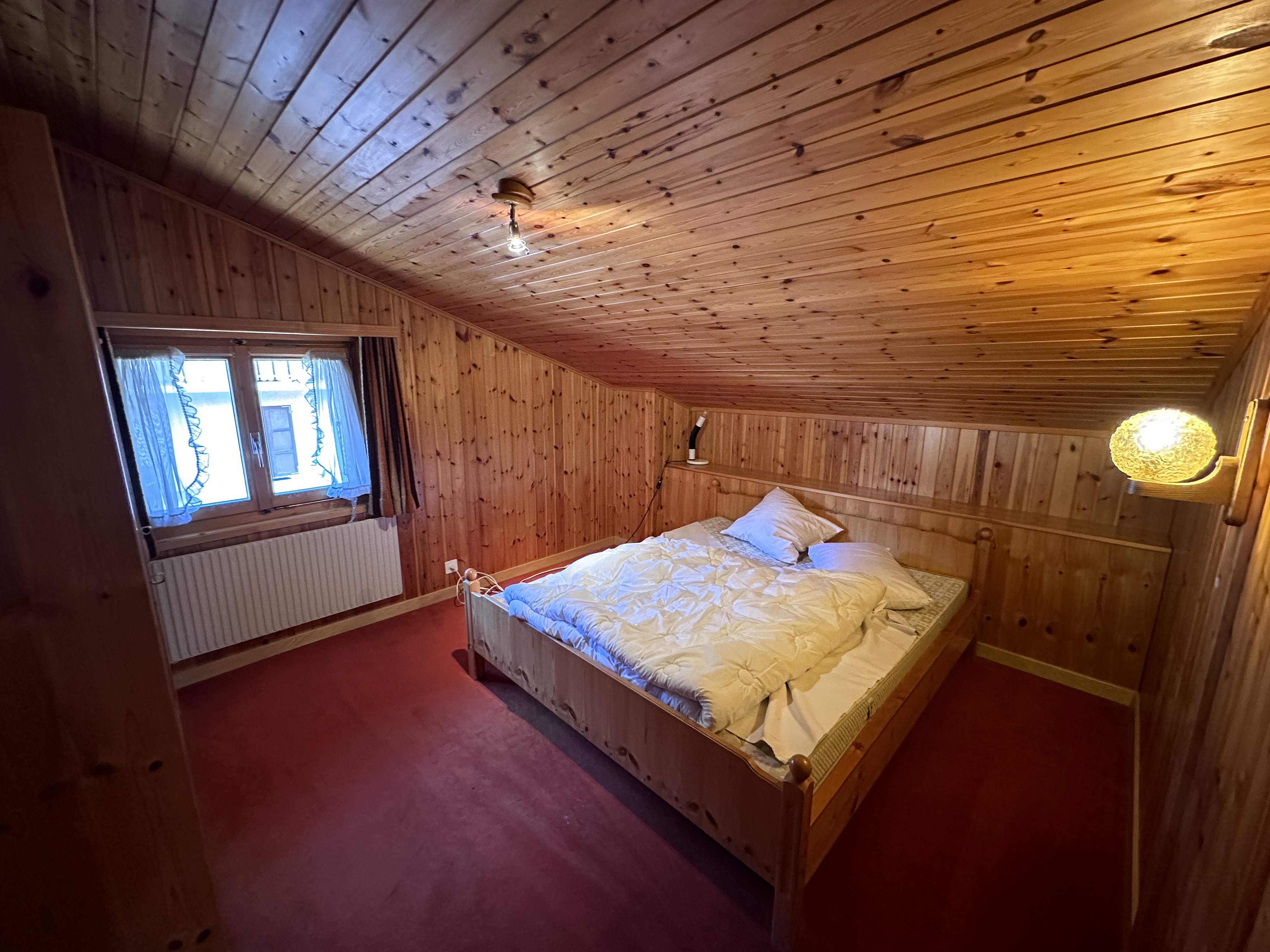 Gemütliches Dachgeschoss-Schlafzimmer