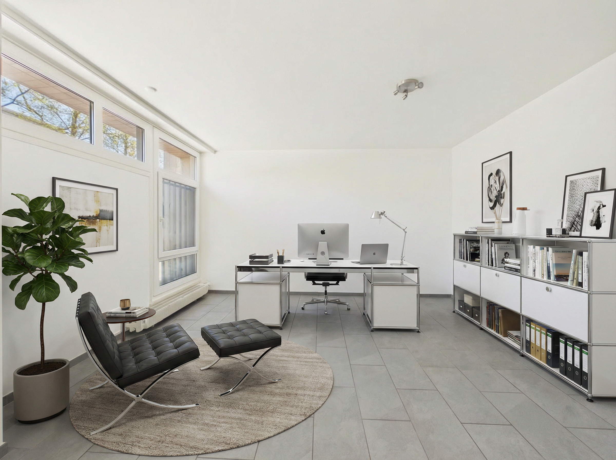 Helles, modernes Arbeitszimmer