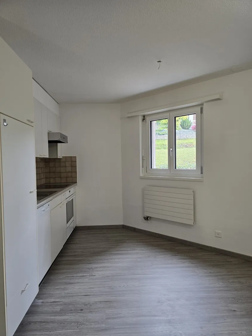 Kleine helle Küche