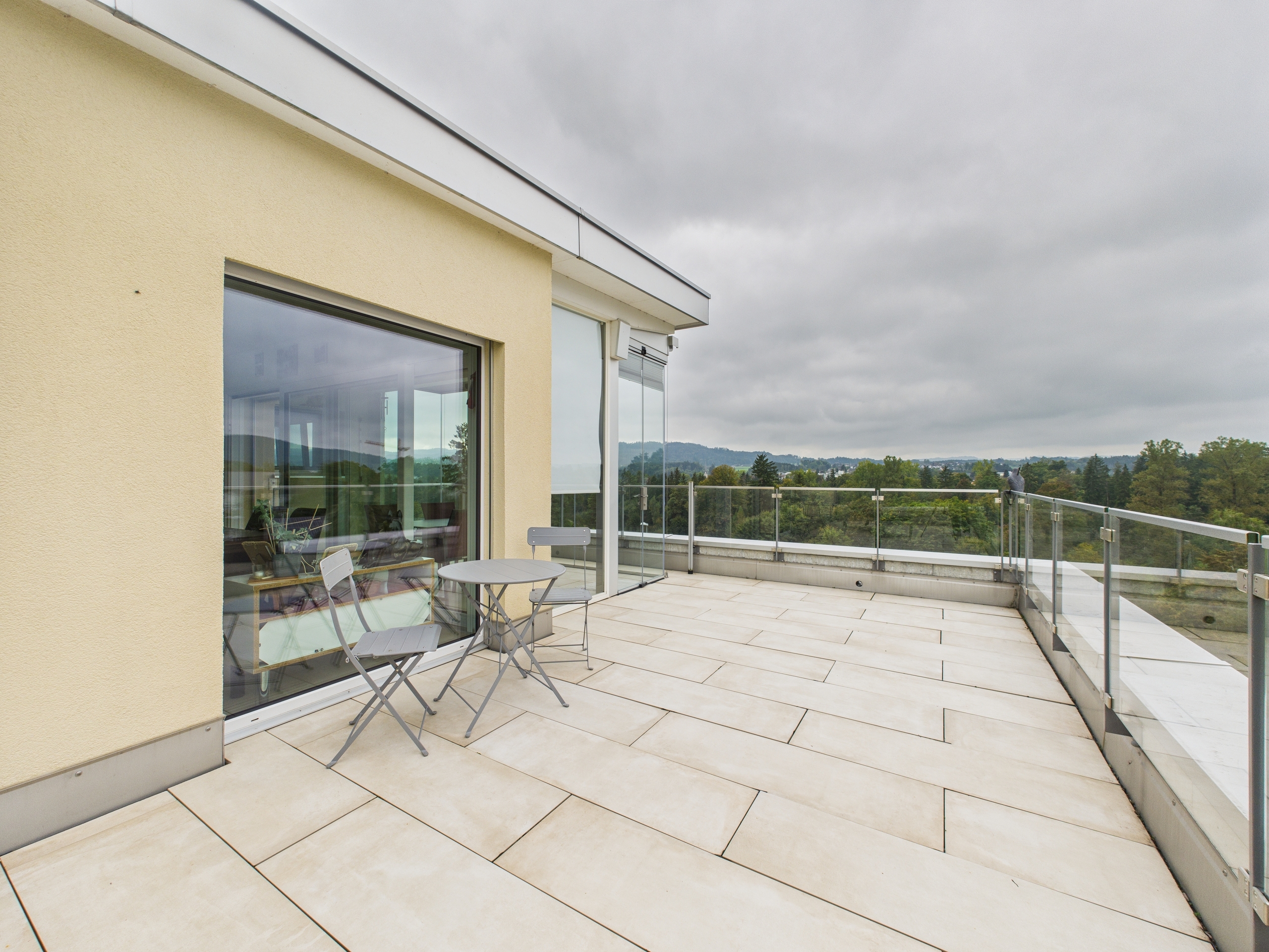 Dachterrasse mit Ausblick