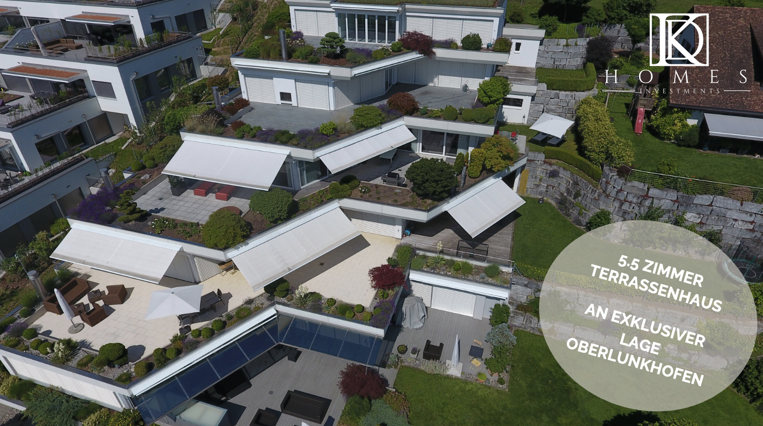 Luxuriöse Terrassenhaus-Drohnenansicht