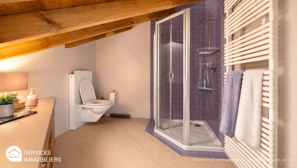 Dachbad mit Dusche und WC
