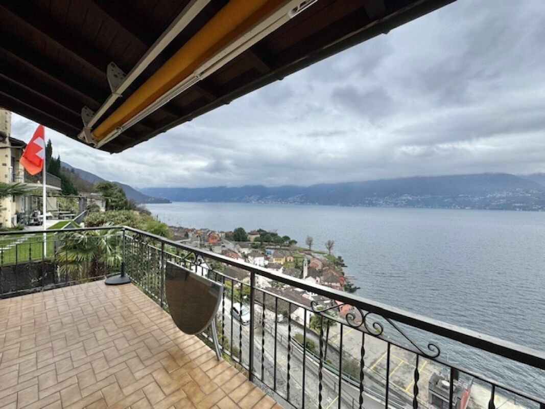 Balkon mit Seeblick