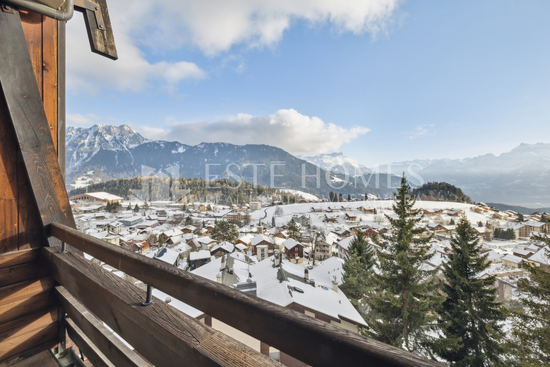 Bergblick vom Balkon