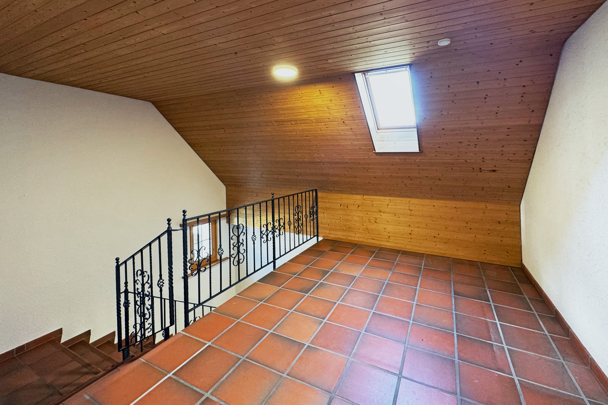 Treppenpodest mit Dachschräge