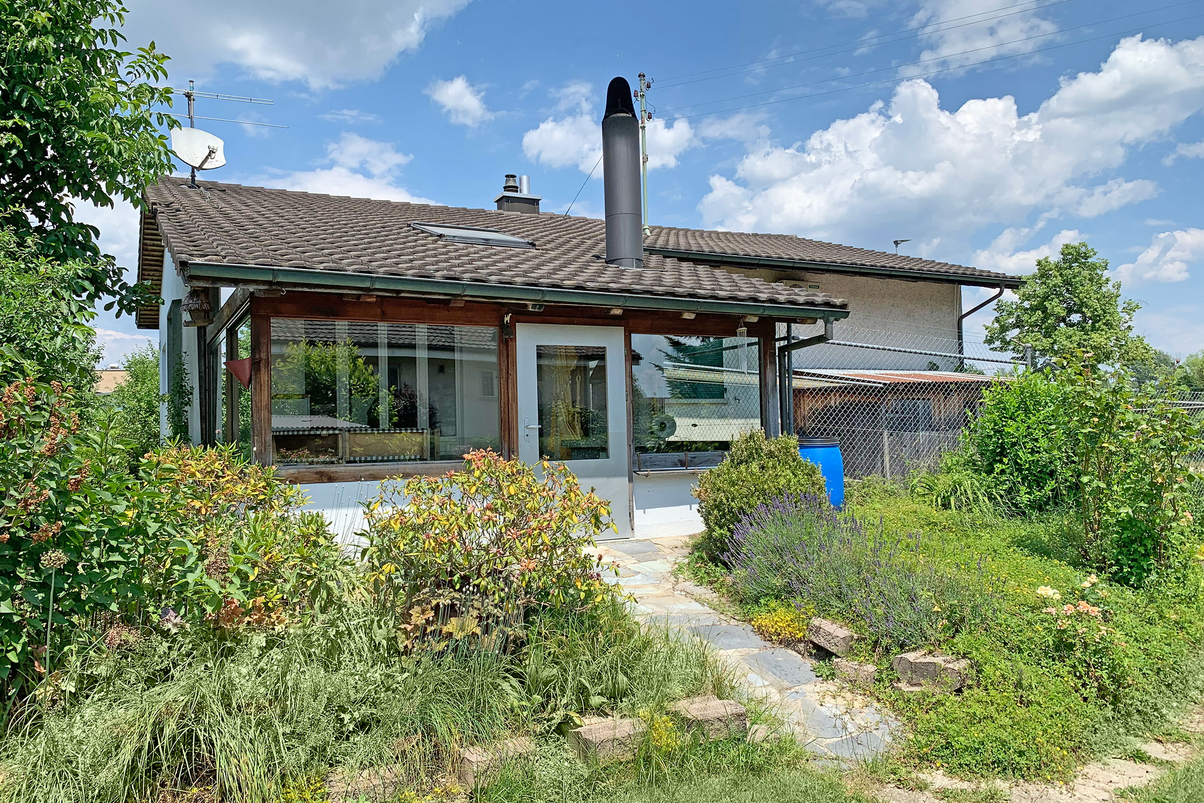 Einfamilienhaus mit großem Garten