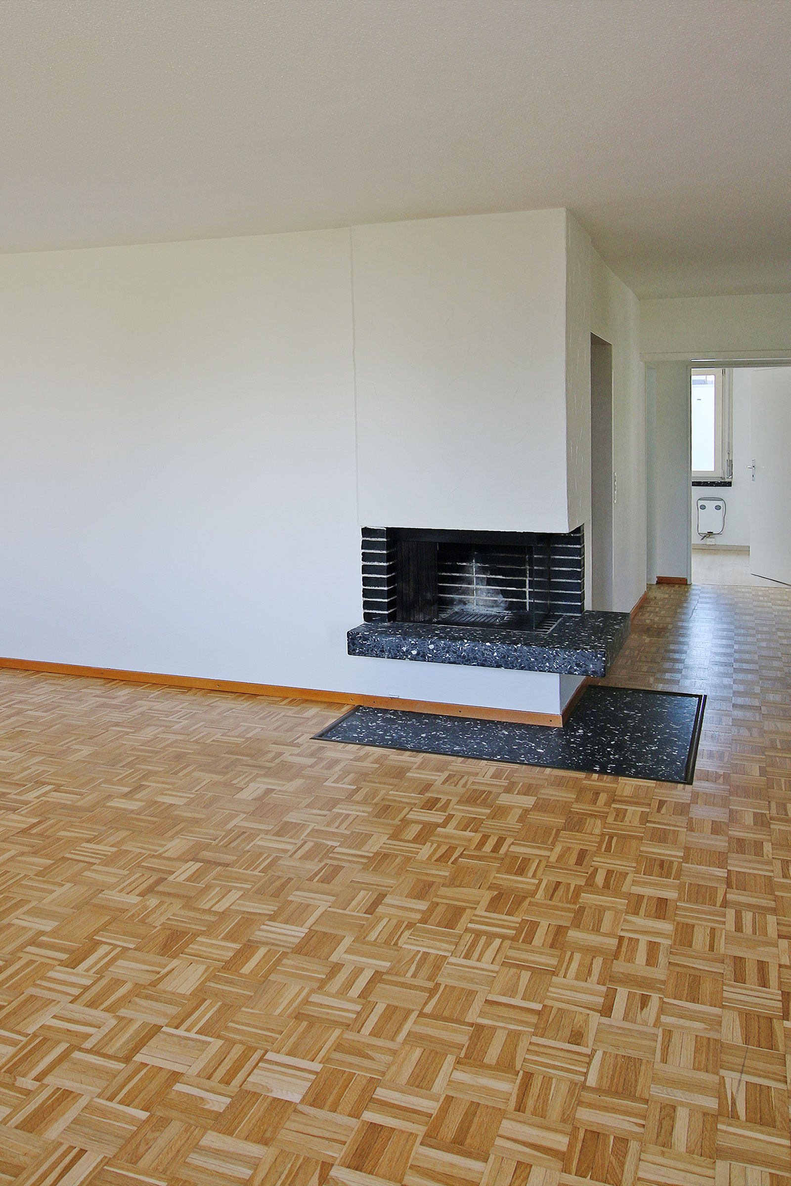 Wohnraum mit Kamin