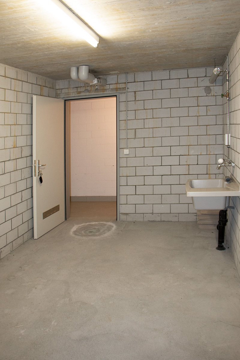 Kellerraum mit Waschbecken