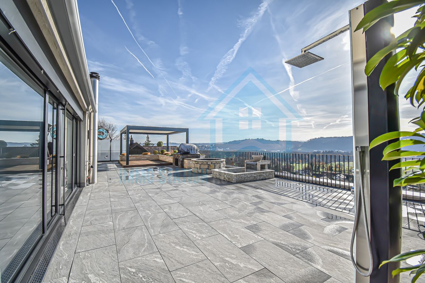Dachterrasse mit Weitblick