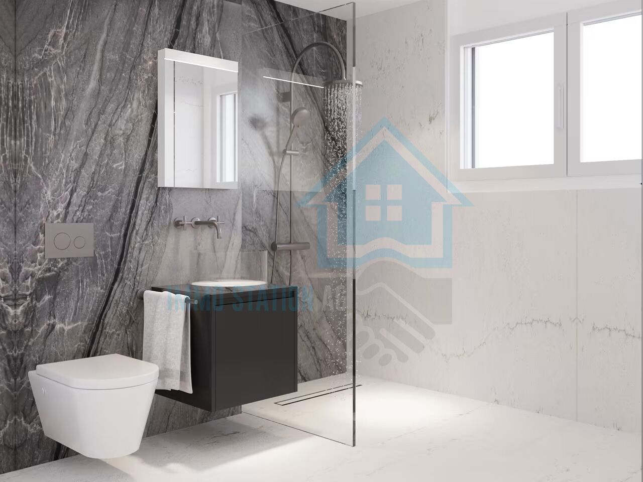 Modernes Badezimmer mit Walk-in-Dusche und WC