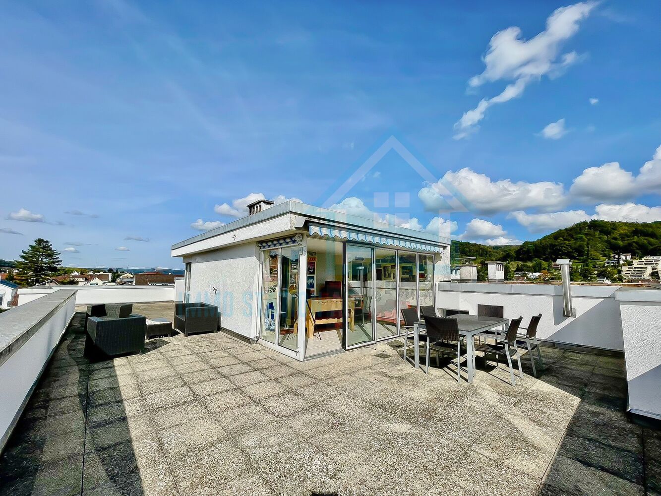 Moderne 5.5 Zimmer Maisonettewohnung mit Wintergarten zu vermieten – Liestal