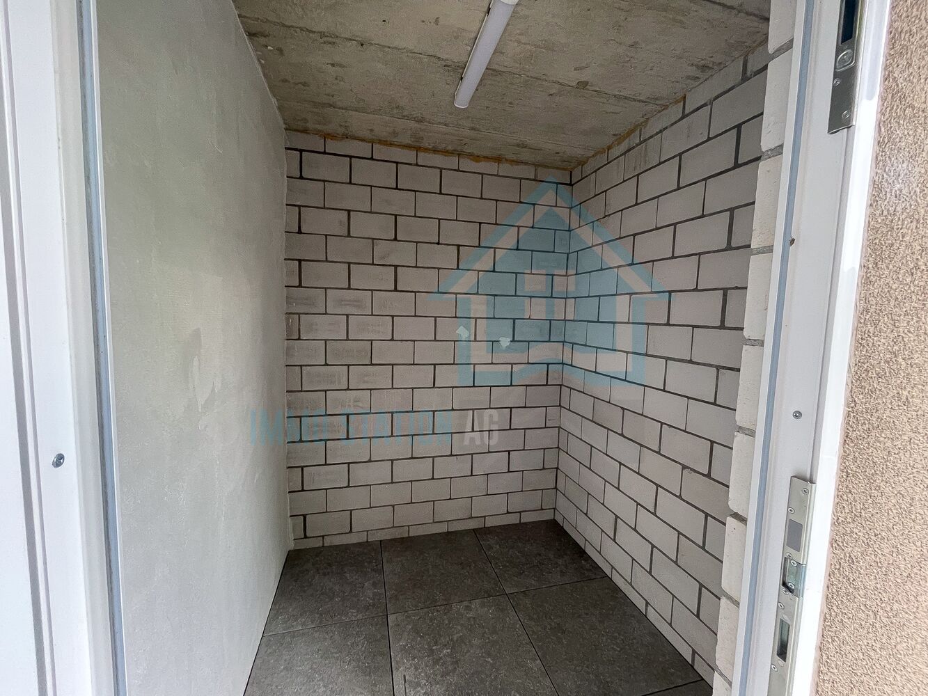 Kleiner Kellerraum bzw. Abstellraum