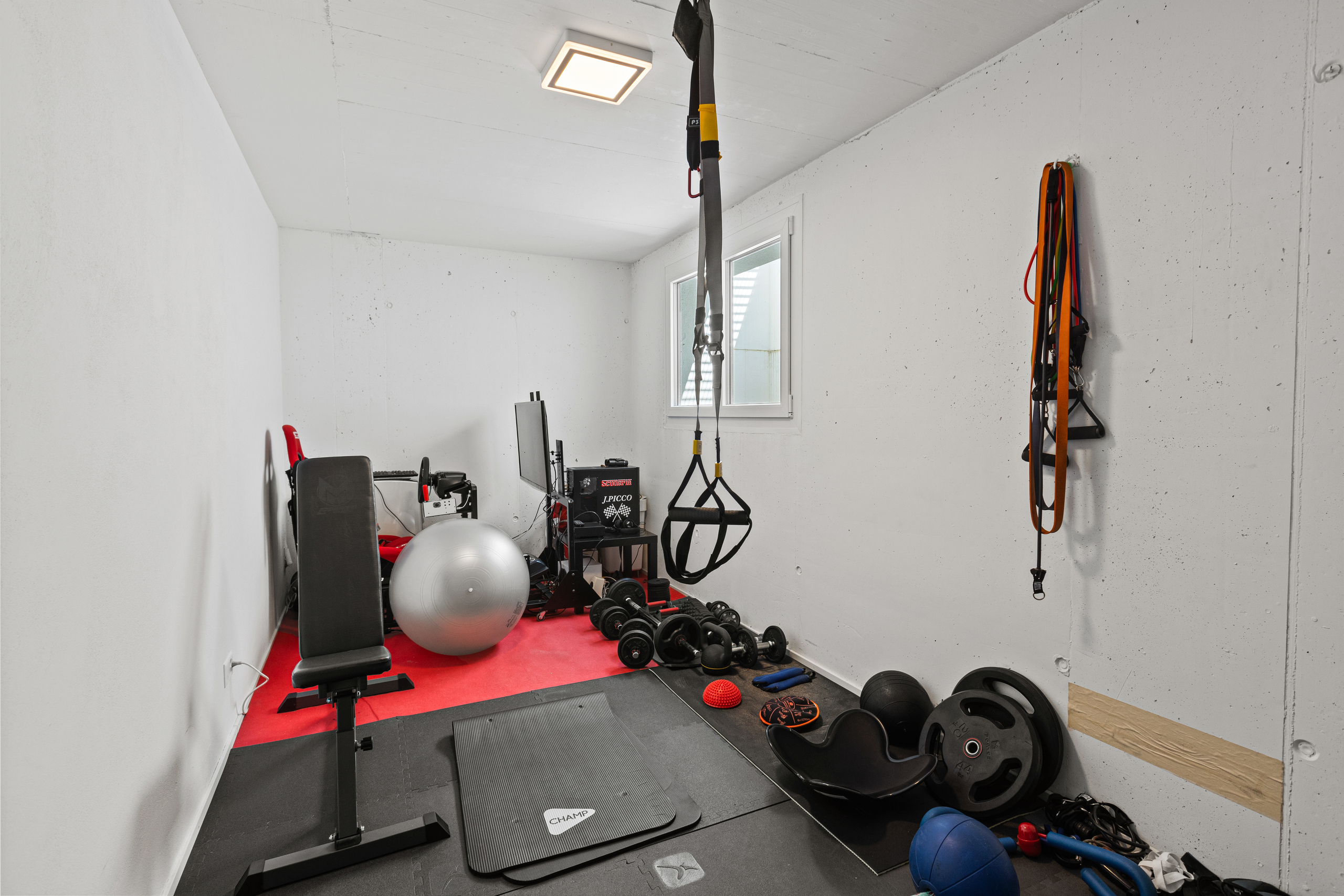 Heimtrainingsraum im Keller