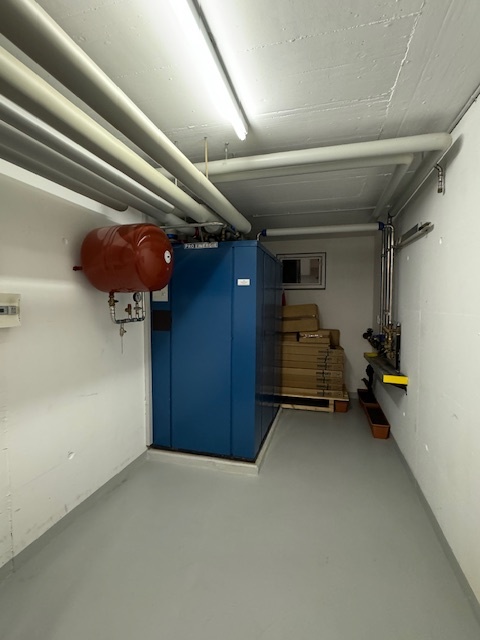 Technikraum mit Heizungsanlage