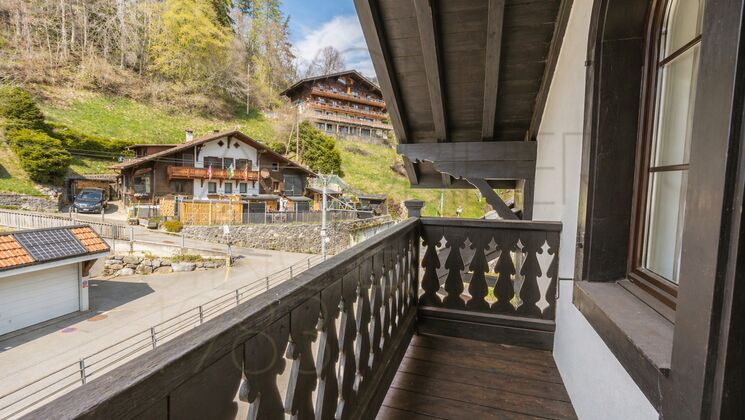 Balkon mit Bergblick