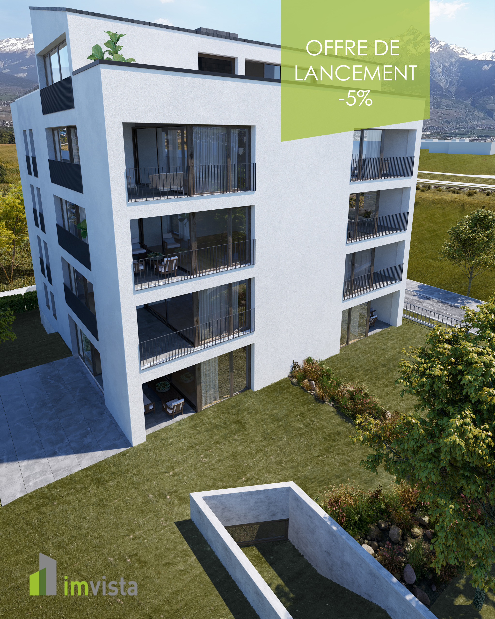 Modernes Mehrfamilienhaus mit Balkonen und Bergblick