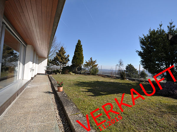 Terrasse und Garten am Haus