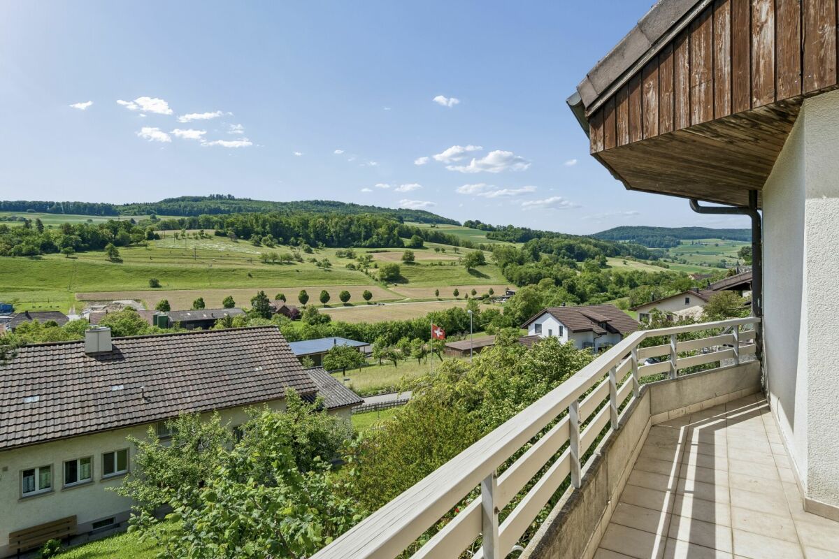 Balkon mit Panoramablick ins Grüne