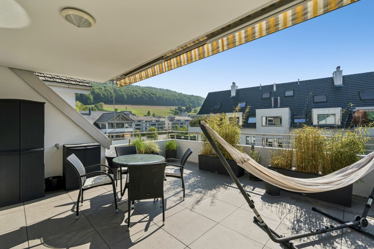 Dachterrasse mit Blick ins Grüne
