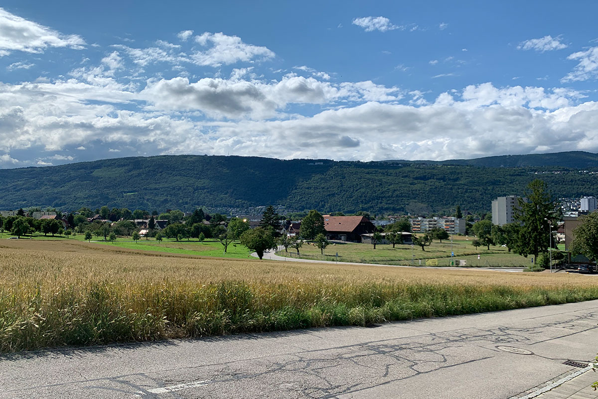 Landschaft mit Talblick