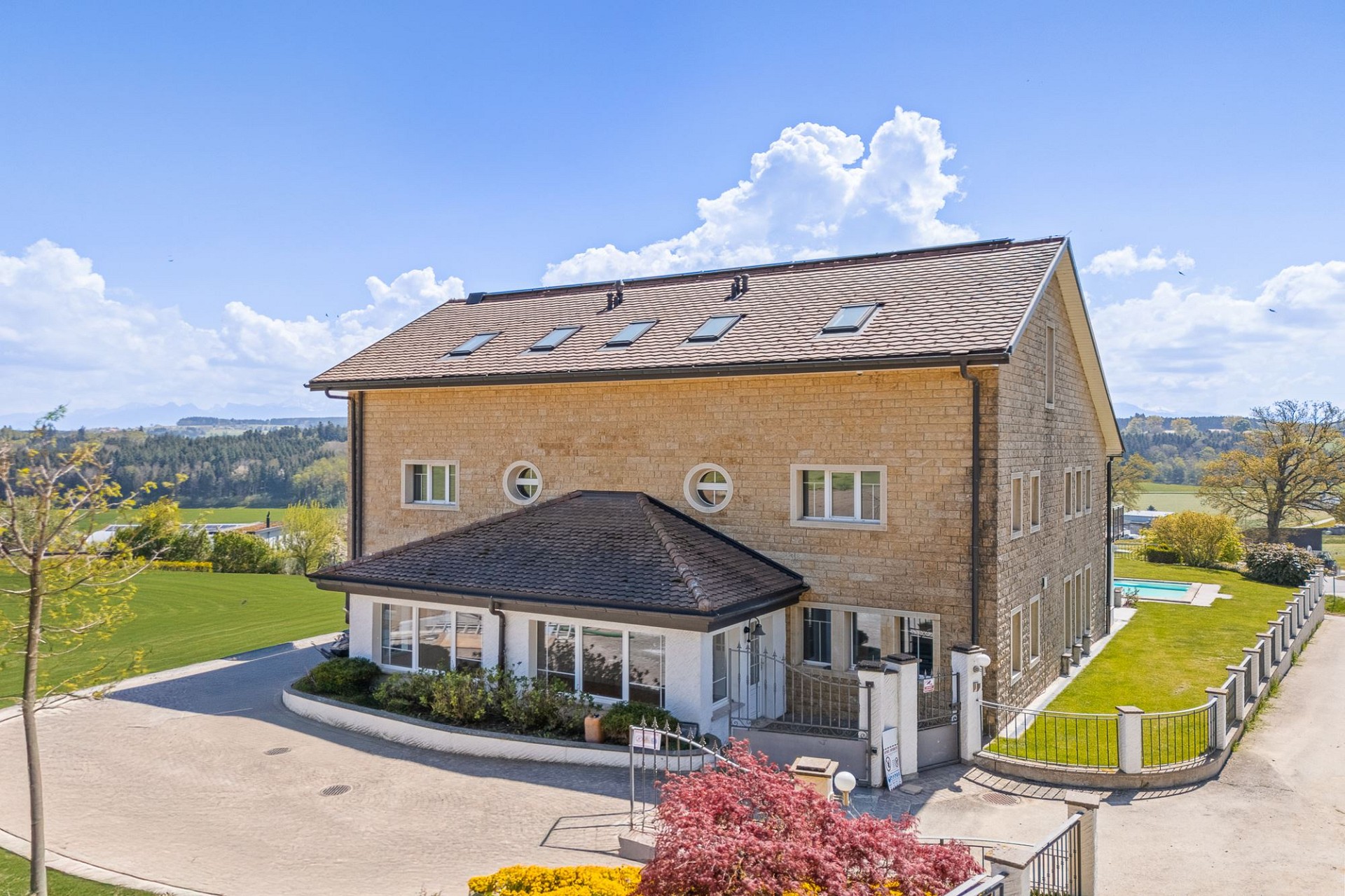 Exklusive Villa mit Blick ins Grüne