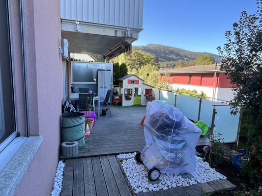 Terrasse mit Bergblick