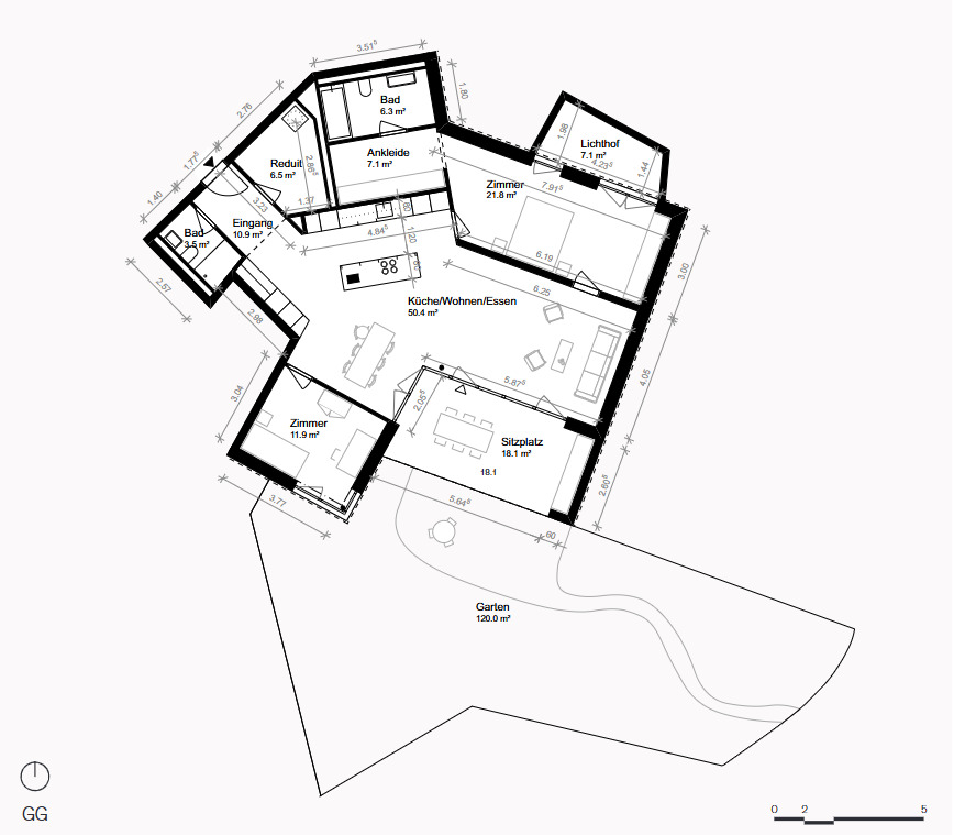 Grundriss eines Hauses mit Garten