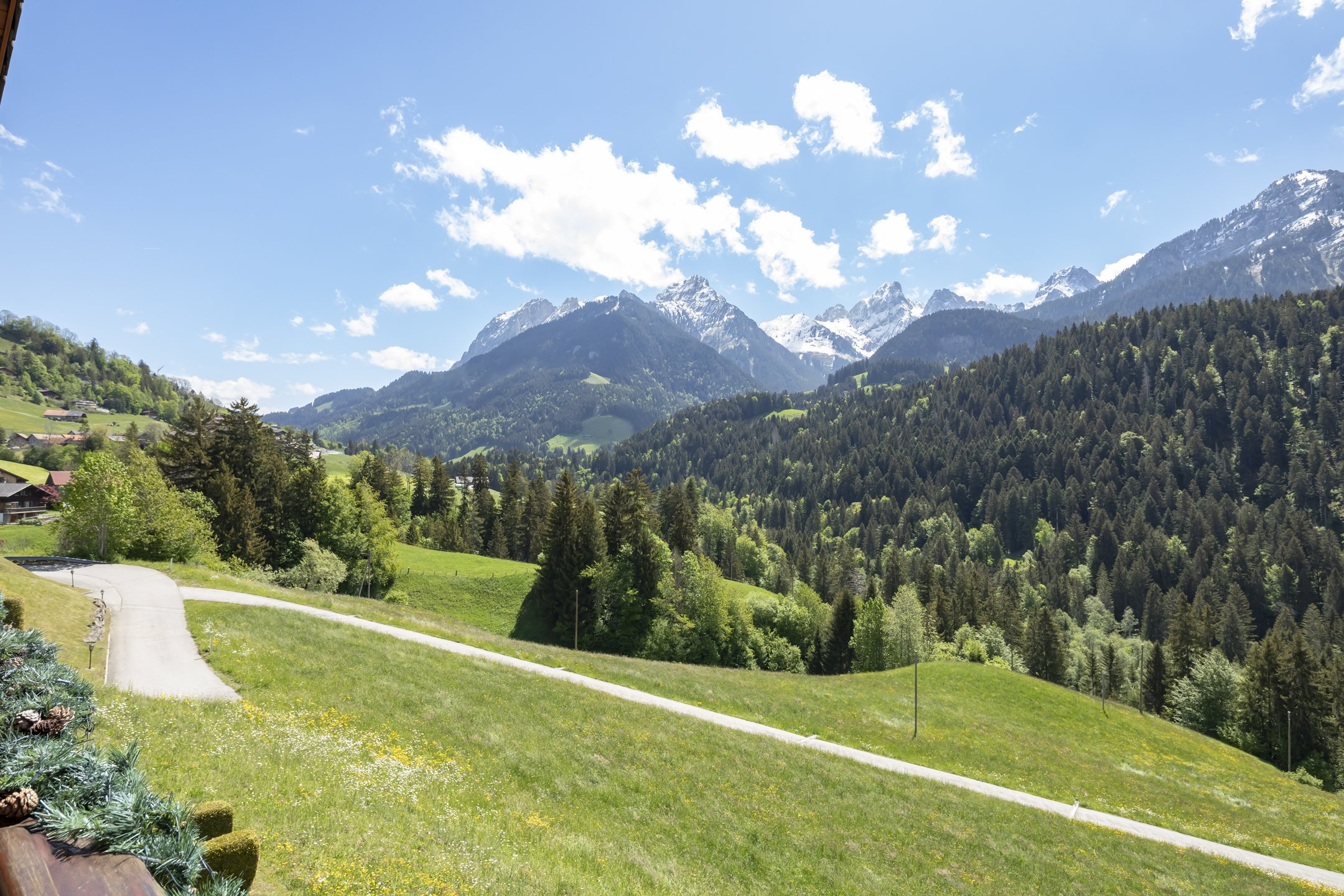 Alpenpanorama mit Bergblick