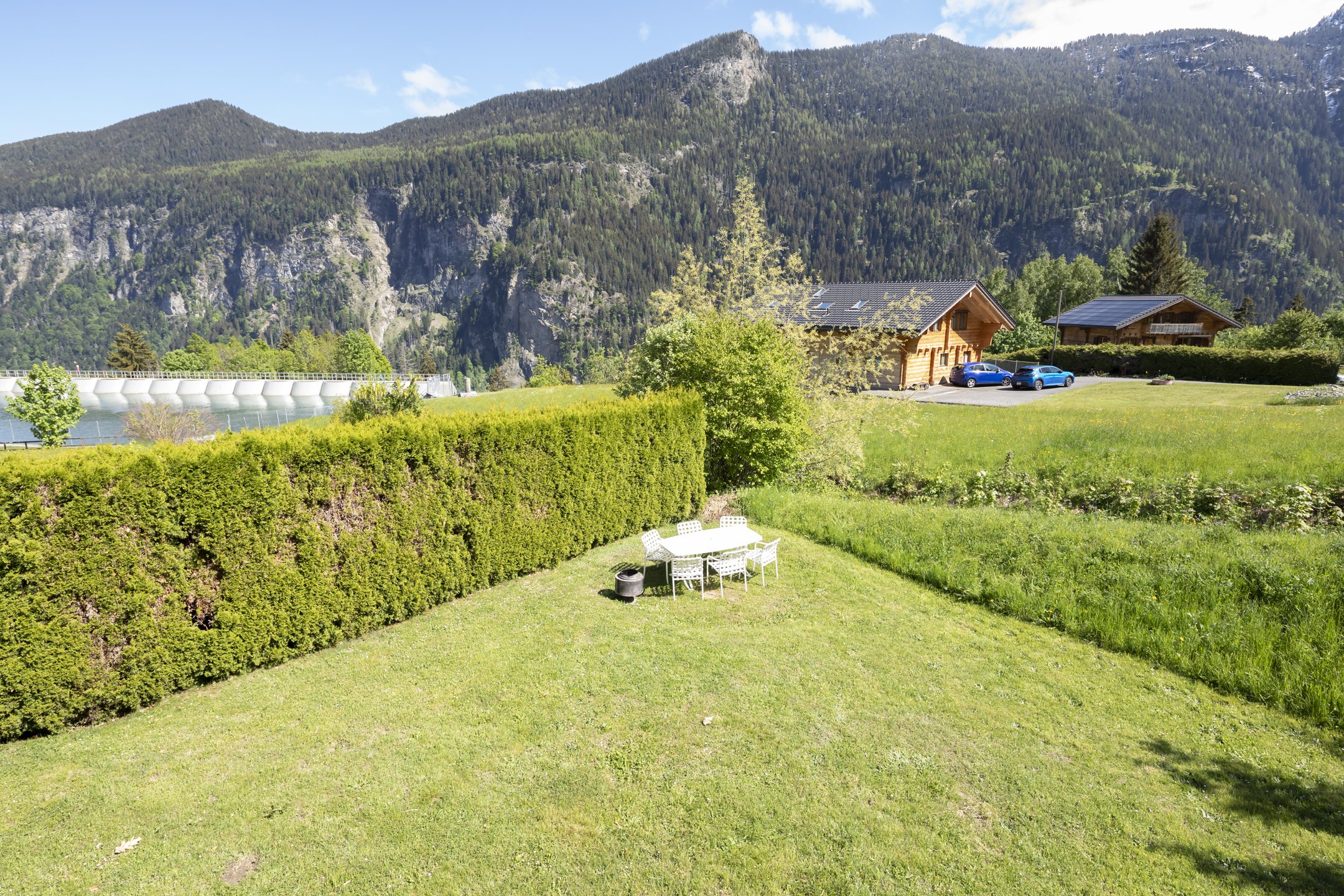 Alpenhaus mit Panoramagarten