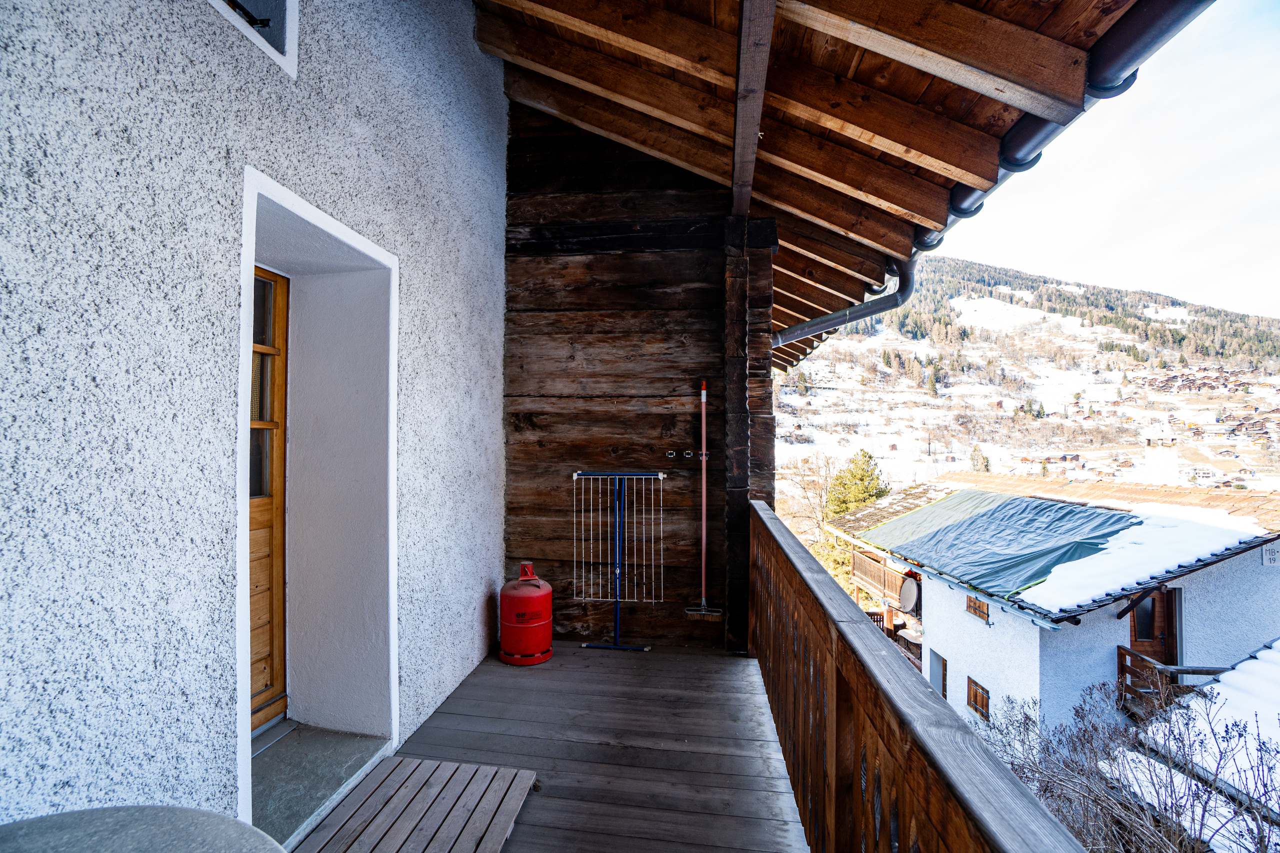 Balkon mit Bergblick