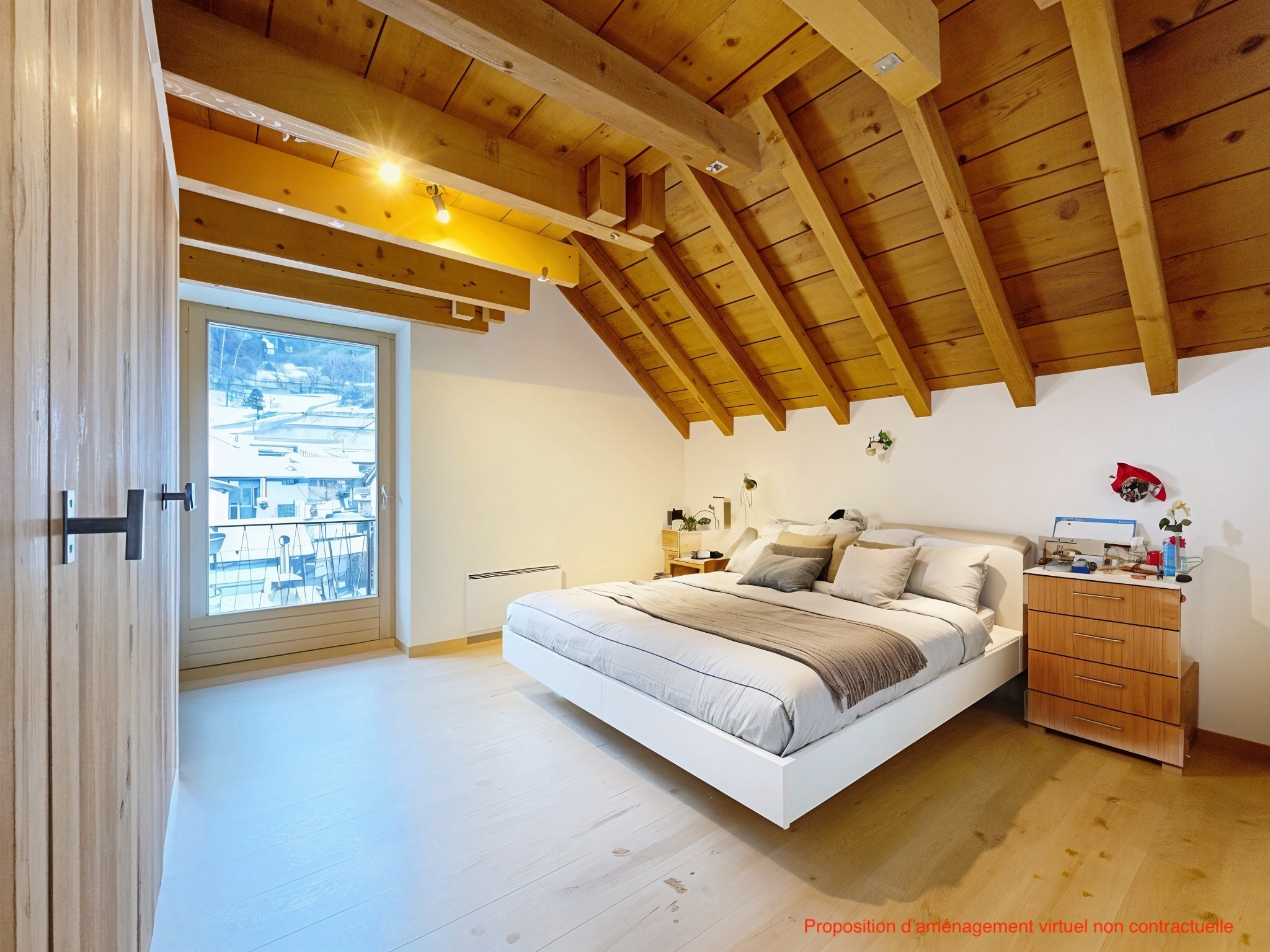 Dachschlafzimmer mit Holzdecke