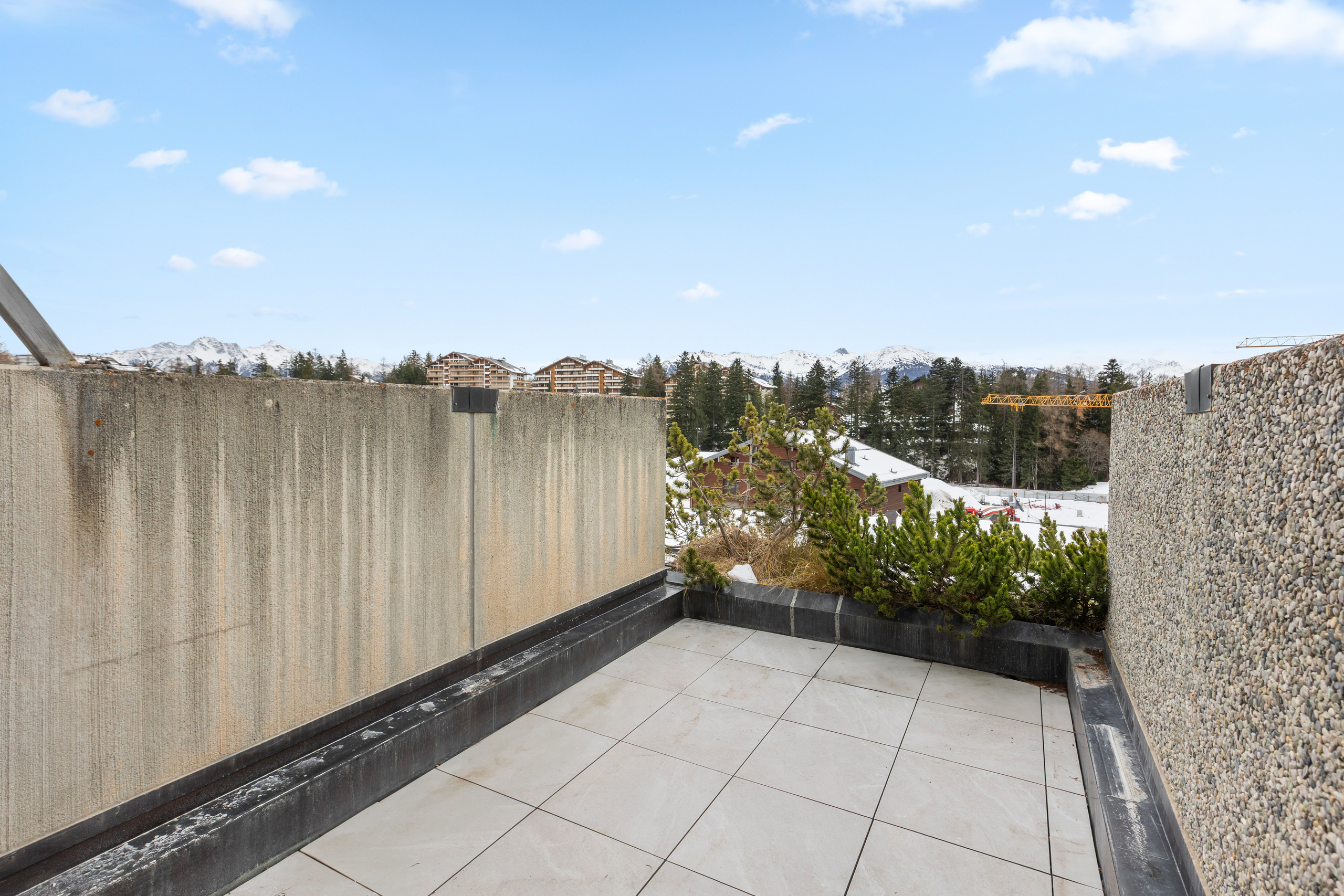 Dachterrasse mit Bergblick