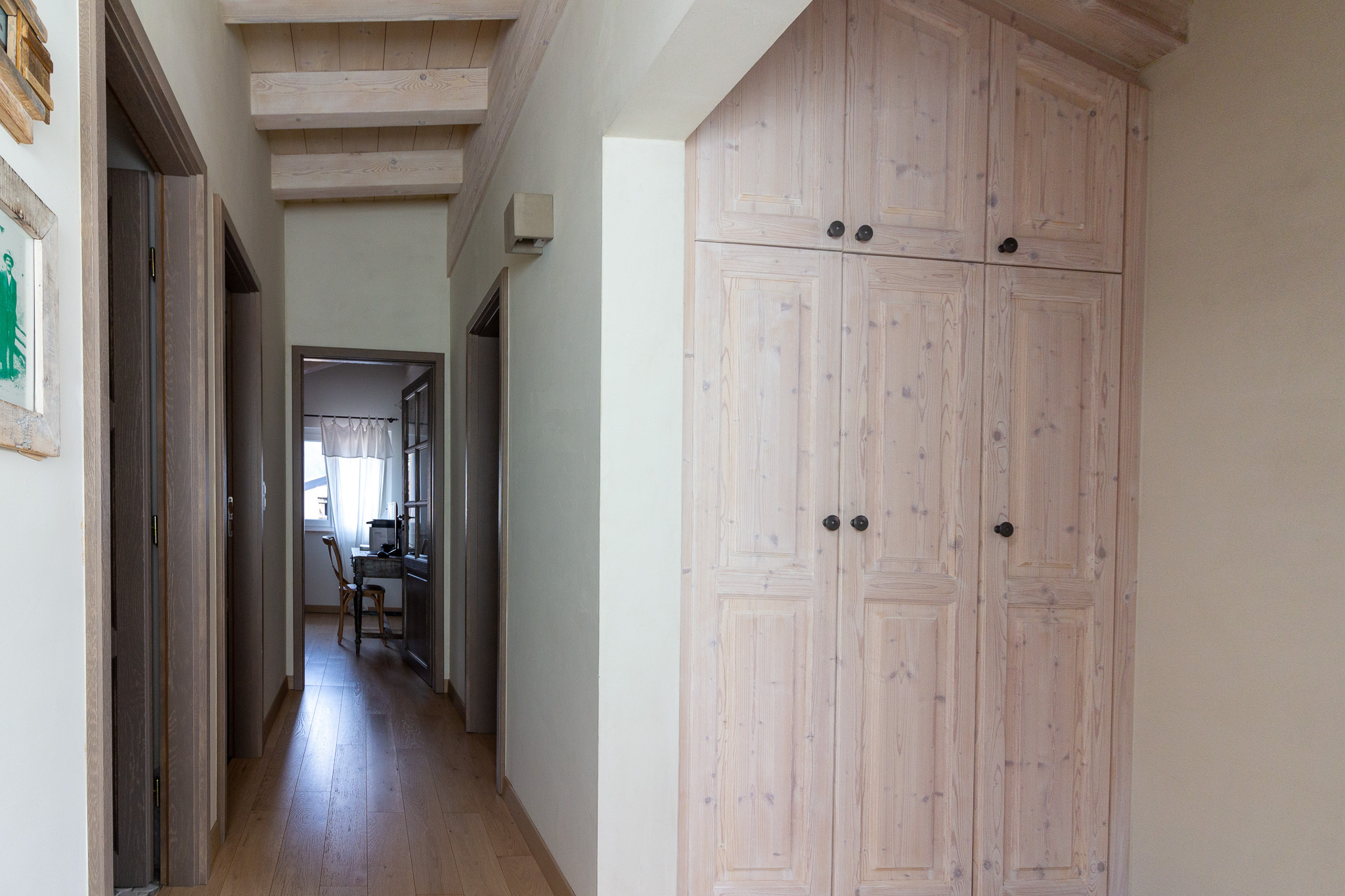 Flur mit Einbauschrank