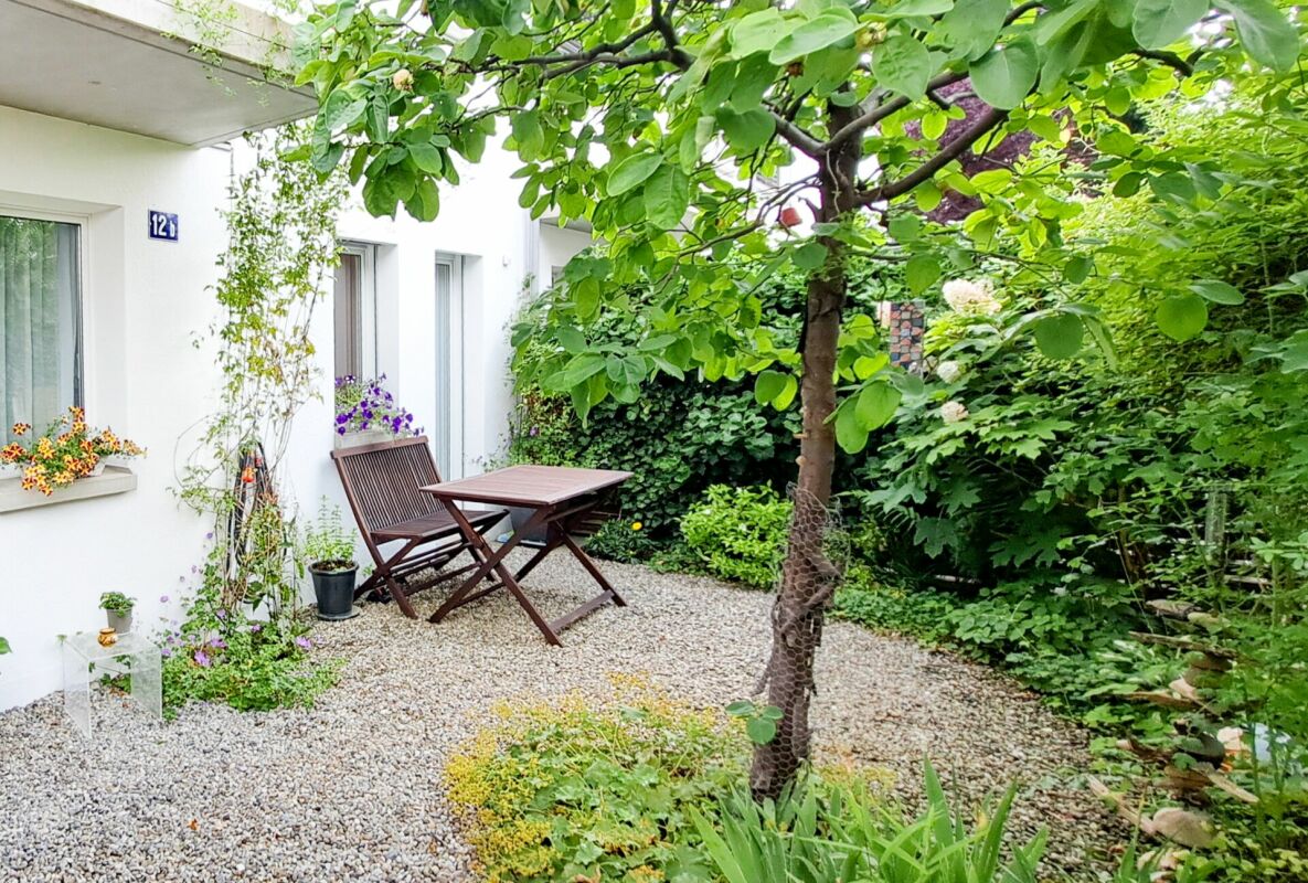 Garten mit Terrasse