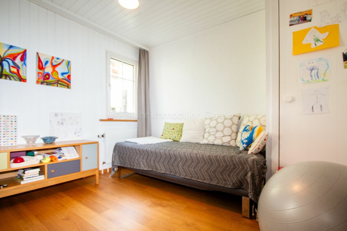 Kinderzimmer mit Tagesbett