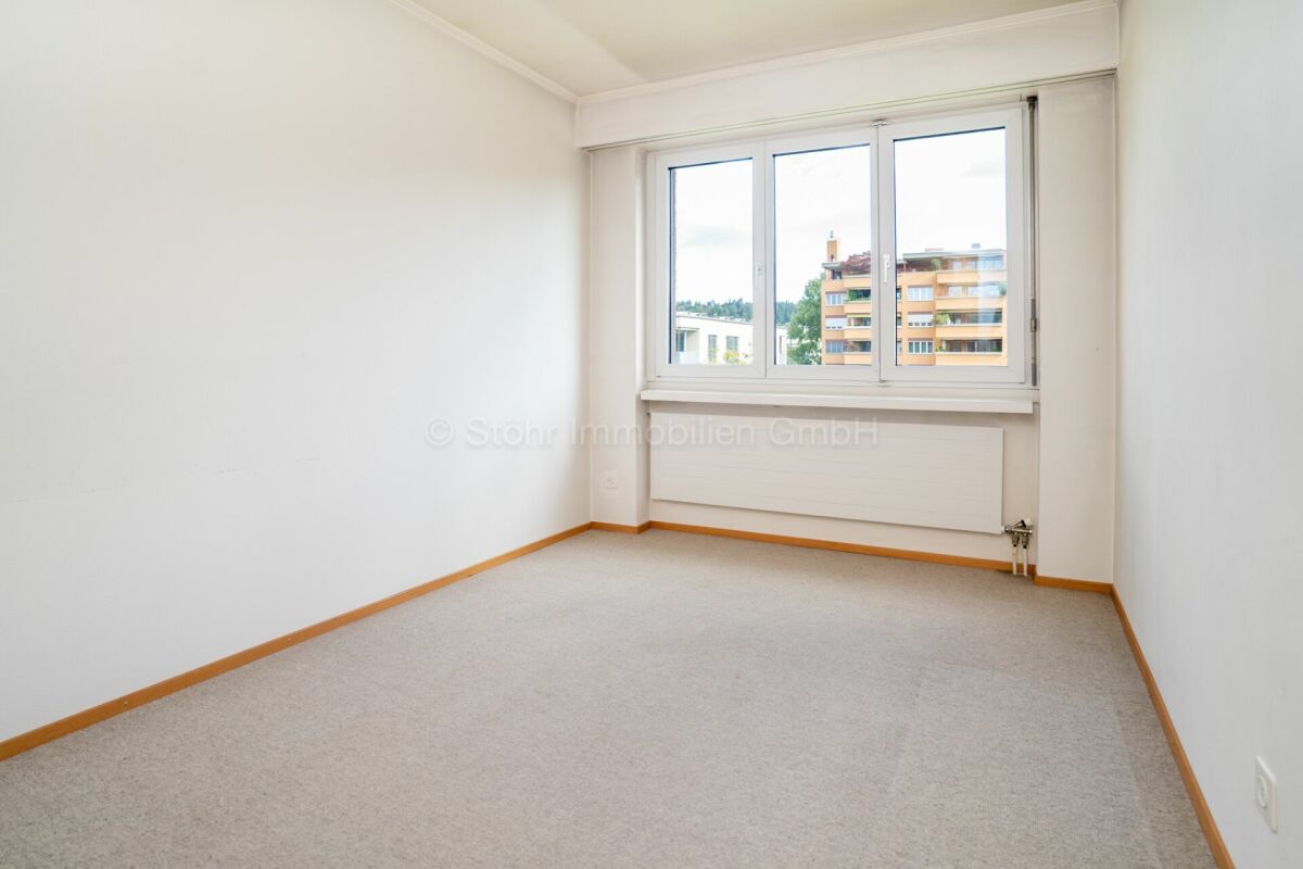 Geräumige 5.5 Zimmer Wohnung zentral in Winterthur-Seen – Winterthur