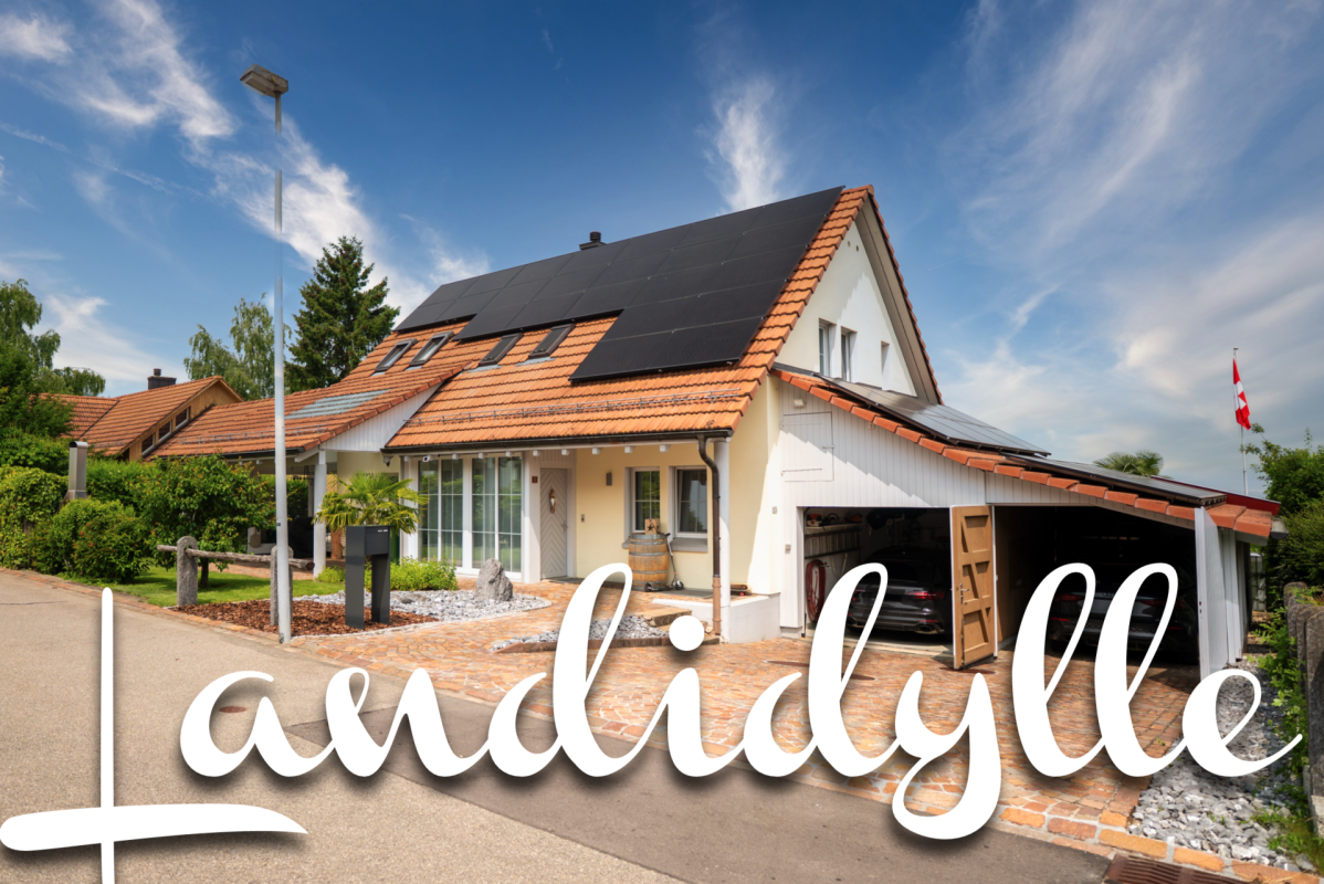 Einfamilienhaus mit Photovoltaik und Garage