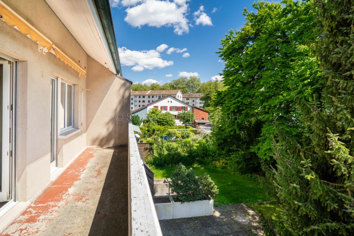 Balkon mit Gartenblick